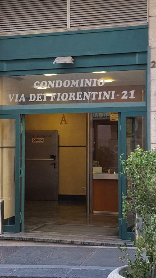 Il Grattacielo B&B Naples Exterior photo